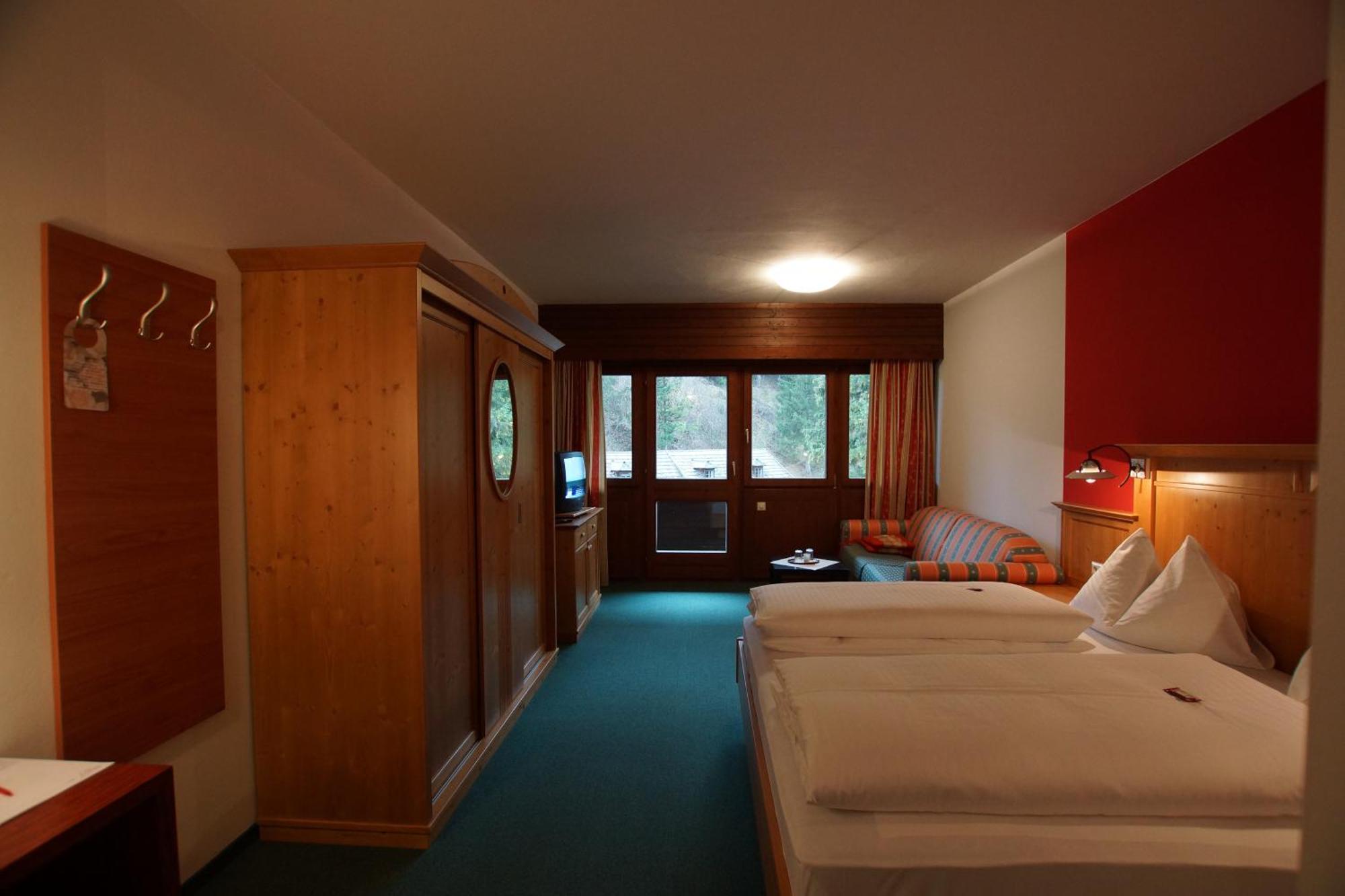 Hotel Neuwirt Mauterndorf  Pokój zdjęcie